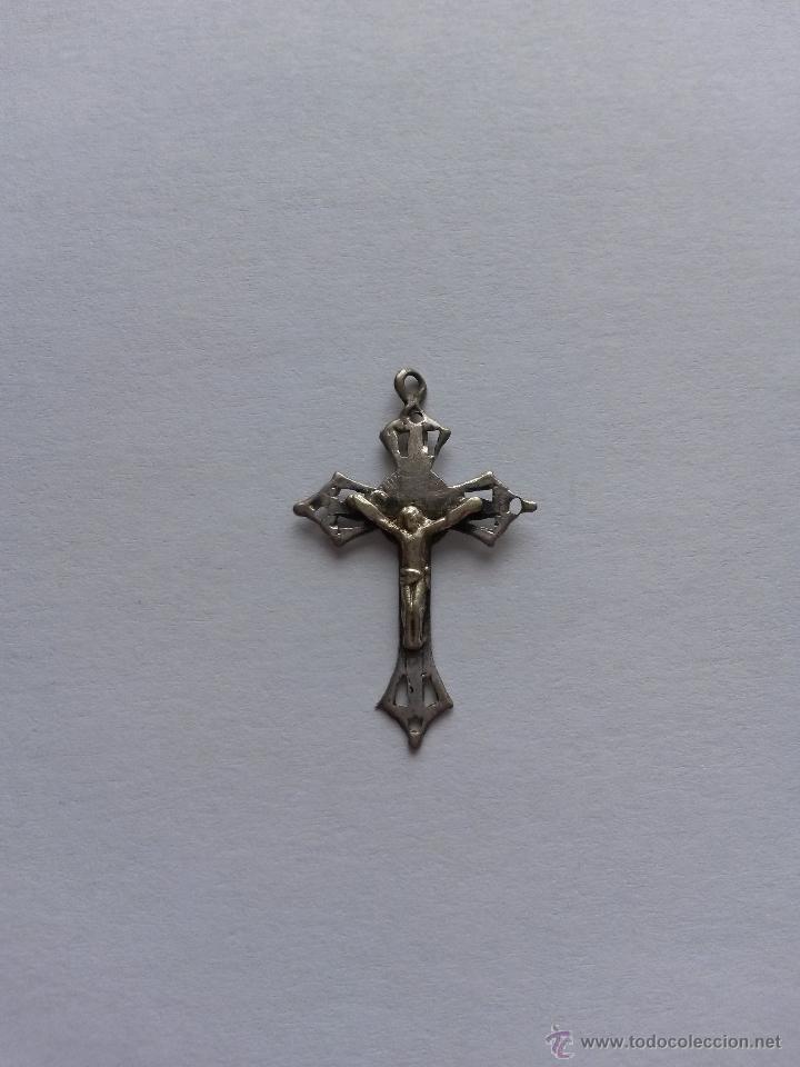 Antig&uuml;edades: Crucifijo de 2,8 x 1,8 cms - Foto 1