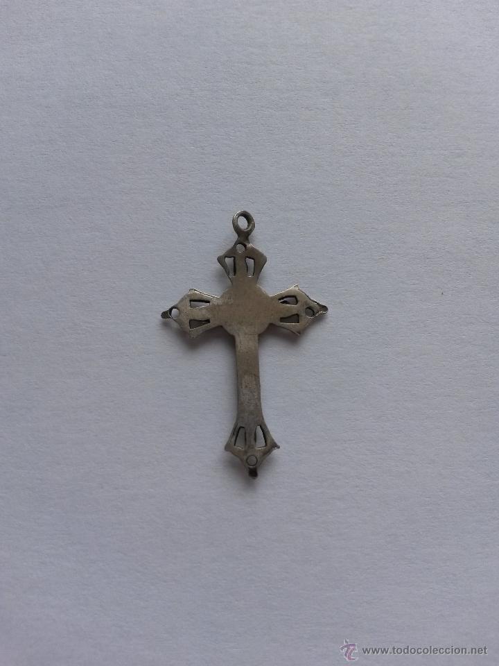 Antig&uuml;edades: Crucifijo de 2,8 x 1,8 cms - Foto 2