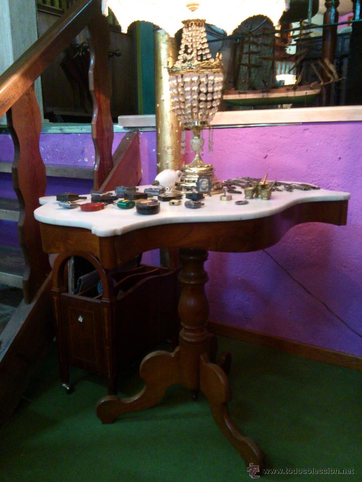 Antig&uuml;edades: Velador antiguo de cerezo macizo - Foto 1
