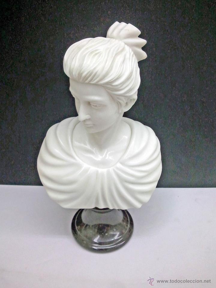 Antiques: Busto de mujer n&ordm; 1