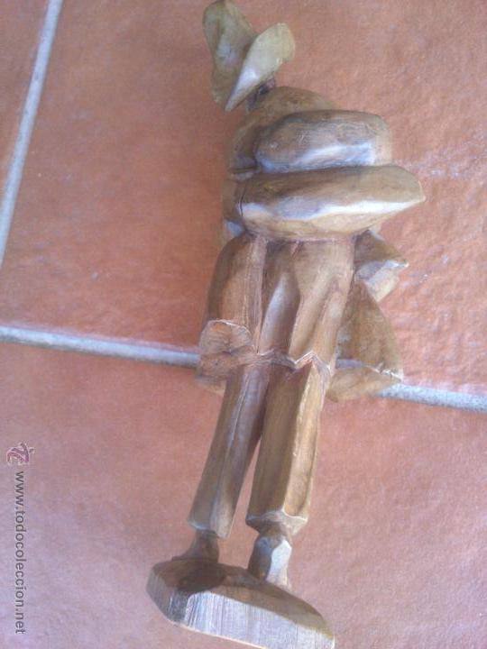 Antig&uuml;edades: FIGURA TALLADA DE PERSONAJE ERRANTE - Foto 4
