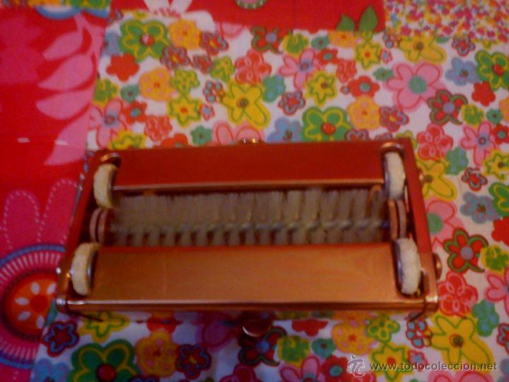 Antig&uuml;edades: Cepillo rectangular recoge migas de mesa en cobre - Foto 3