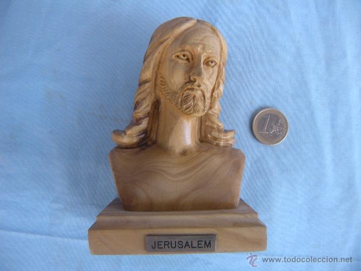 Antig&uuml;edades: BUSTO DE JESUCRISTO EN MADERA TALLADA. JERUSALEN - Foto 1
