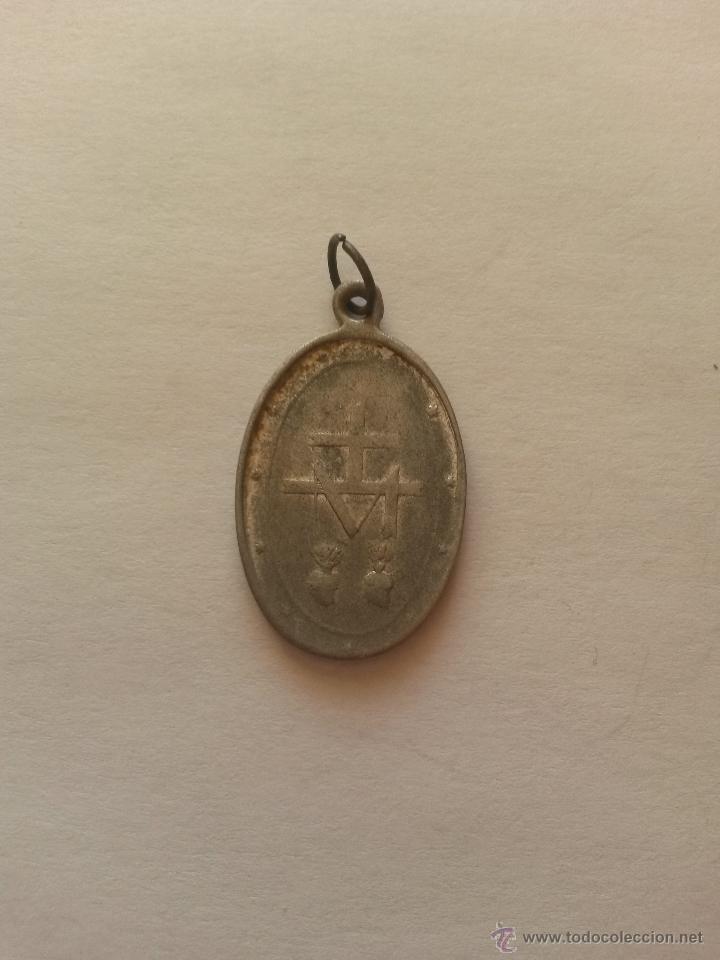 Antig&uuml;edades: Medalla virgen de 2,8 x 1,7 cms - Foto 2