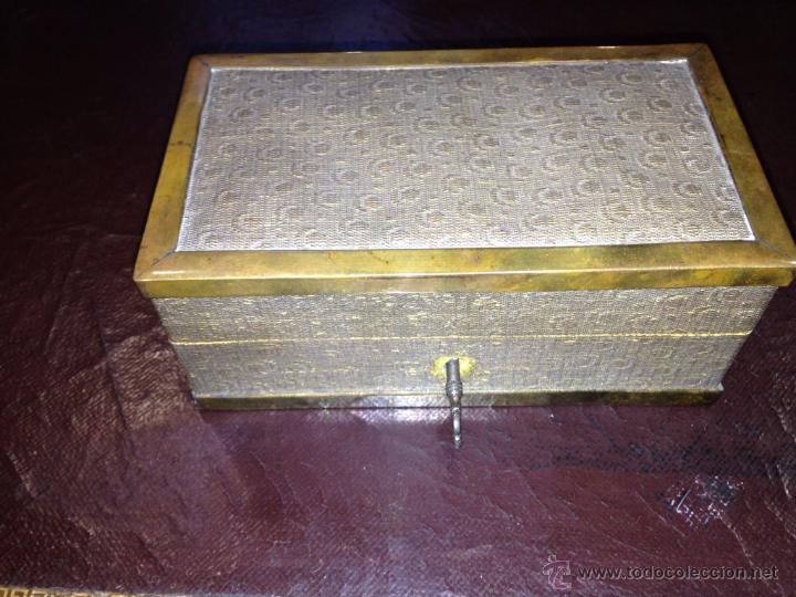 Antig&uuml;edades: Joyero