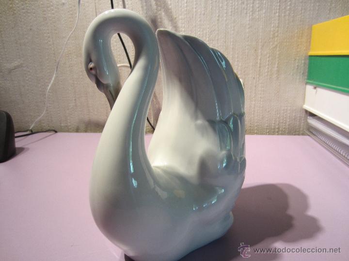 Antig&uuml;edades: jarron de porcelana - Foto 2