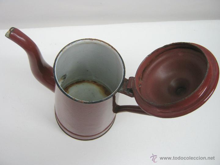 Antig&uuml;edades: Antigua gran cafetera metal esmaltada - Foto 4