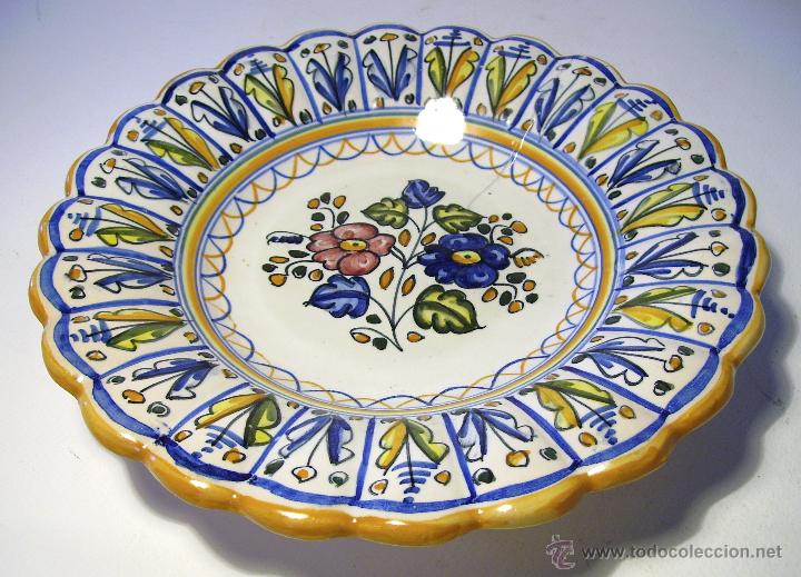 Antig&uuml;edades: PLATO GALLONADO DE TALAVERA - Foto 3