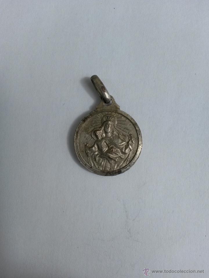 Antig&uuml;edades: Medalla la virgen y detras corazon de jesus de 1,8 cms - Foto 1