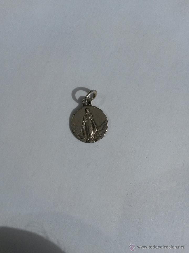 Antig&uuml;edades: Medalla virgen de 1,3 cms. diametro - Foto 1