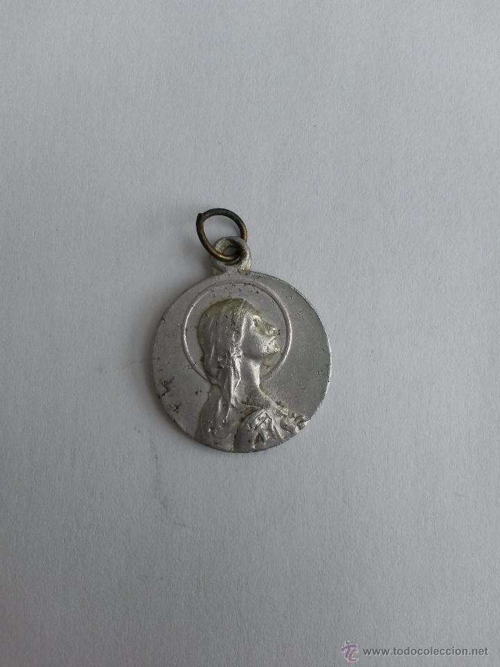 Antig&uuml;edades: Medalla virgen de 2 cms diametro - Foto 1