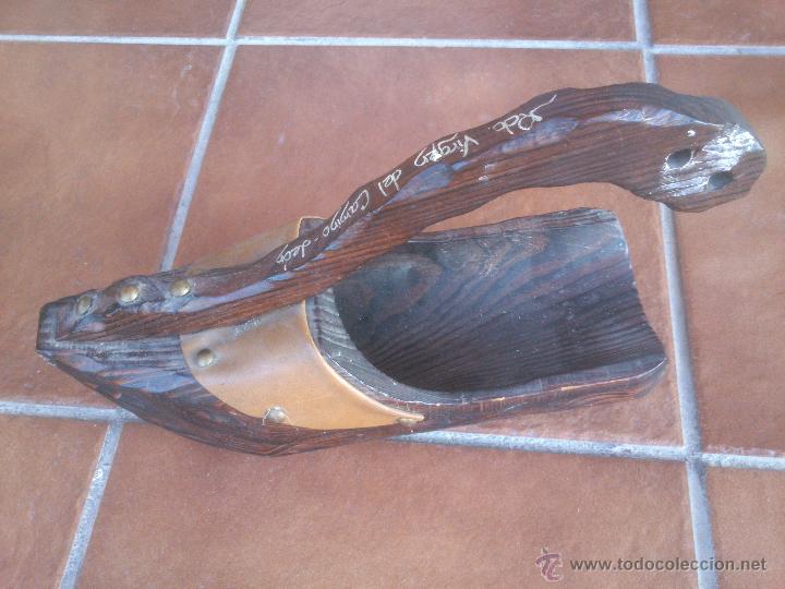 Antig&uuml;edades: ANTIGUO ZANCO EN MADERA - Foto 1
