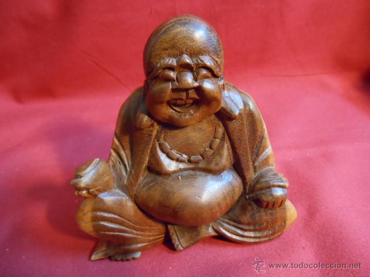 Antig&uuml;edades: FIGURA DE MADERA EXOTICA REPRESENTANDO A BUDA - Foto 1