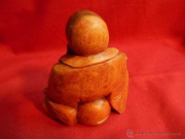 Antig&uuml;edades: FIGURA DE MADERA EXOTICA REPRESENTANDO A BUDA - Foto 2