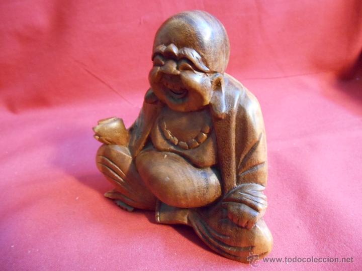 Antig&uuml;edades: FIGURA DE MADERA EXOTICA REPRESENTANDO A BUDA - Foto 3