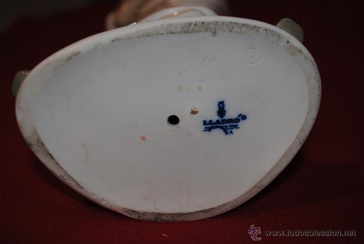Antig&uuml;edades: Comadr&oacute;n. - Foto 4