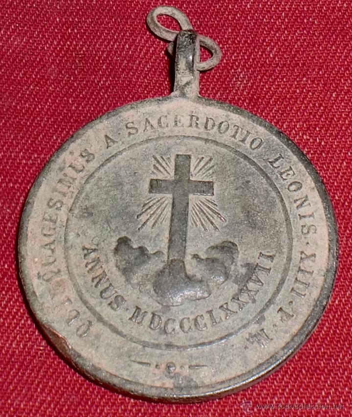 Antig&uuml;edades: Medalla plata leo XIII 1887 - Foto 2