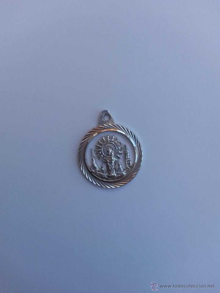 Antig&uuml;edades: Medalla virgen de 1,7 cms de diametro - Foto 3