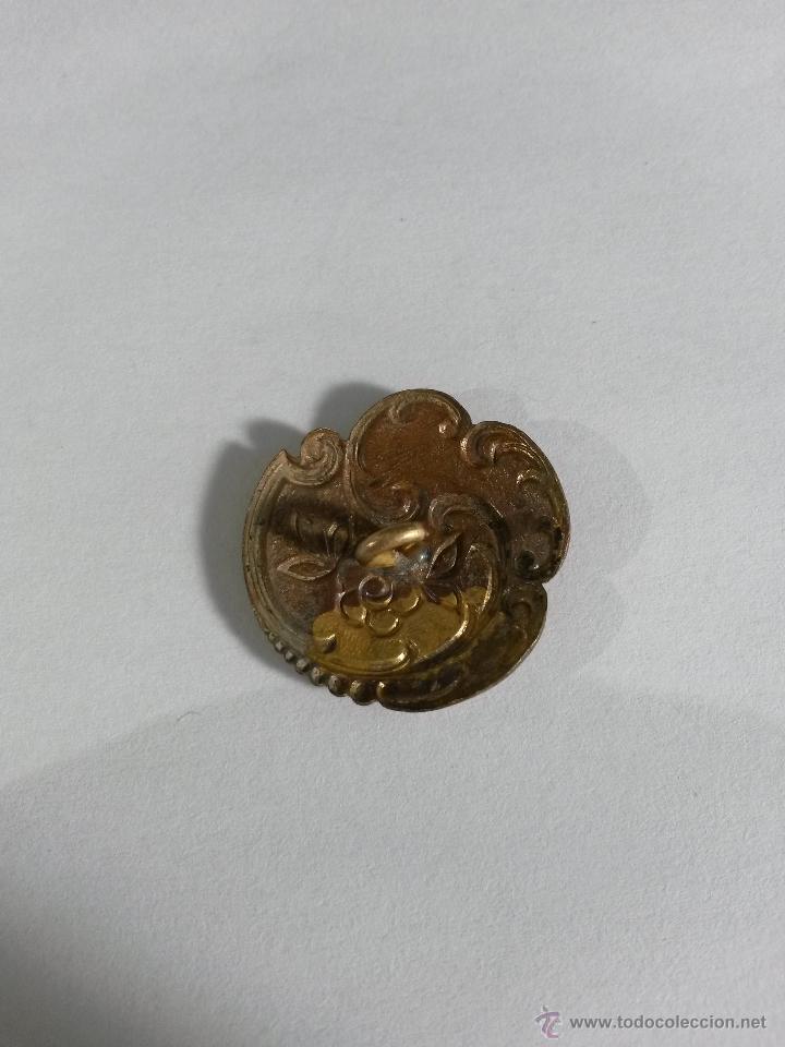 Antig&uuml;edades: Boton modernista con esmaltes de 2,3 cms de diametro - Foto 2