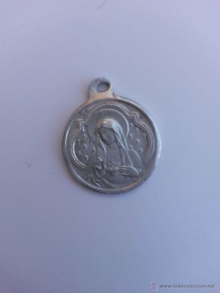 Antig&uuml;edades: Medalla corazon de maria y corazon de jesus de 2 cms de diametro - Foto 1