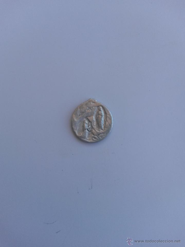 Antig&uuml;edades: Medalla virgen de 1,6 de diametro - Foto 2