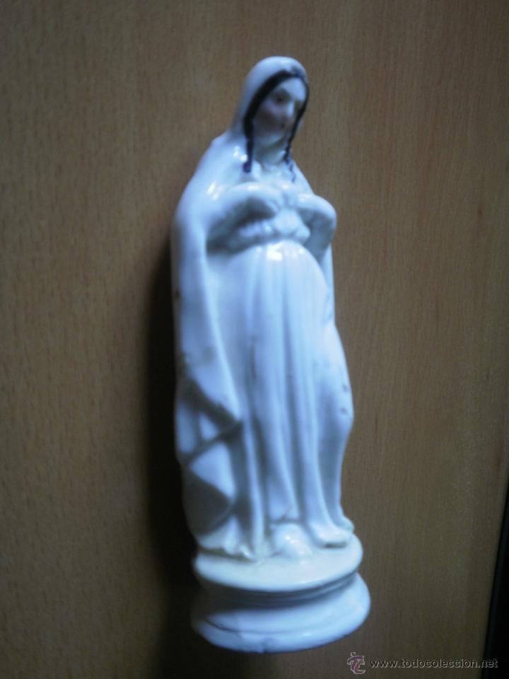 Antig&uuml;edades: Virgen de porcelana - Foto 2