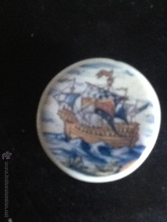 Antig&uuml;edades: BOT&Oacute;N DE CERAMICA DE TALAVERA CON GALE&Oacute;N - Foto 1