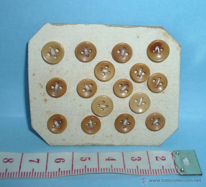 Antig&uuml;edades: 16 botones de pasta, 8 y 9mm di&aacute;metro - Foto 1