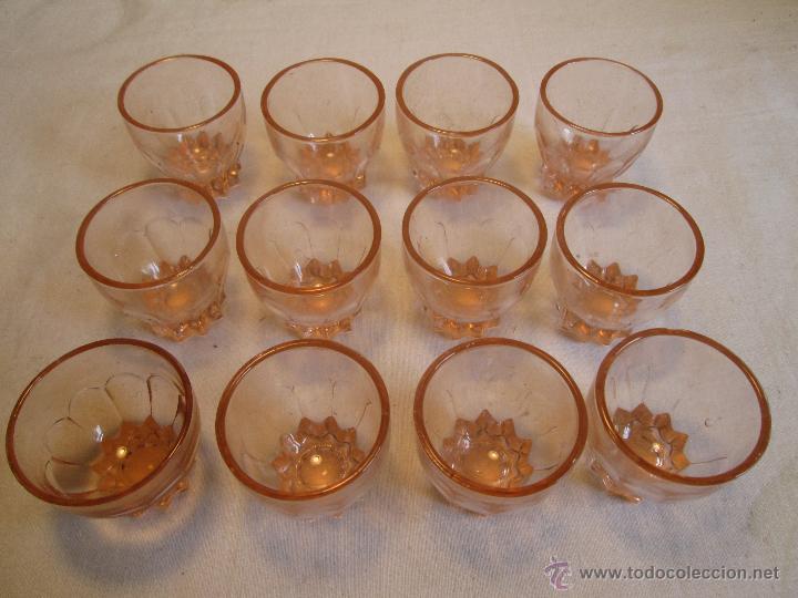 Antig&uuml;edades: 12 VASOS CHUPITO CRISTAL ROSA - Foto 3