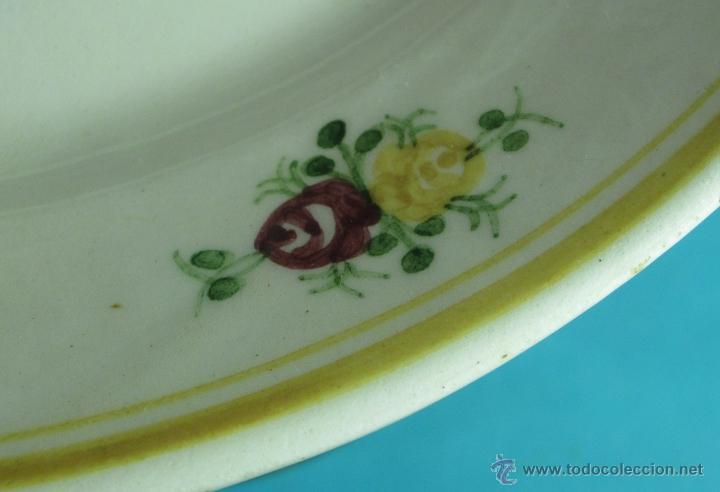 Antig&uuml;edades: PLATO PINTADO A MANO. DI&Aacute;METRO 24 CM - Foto 3