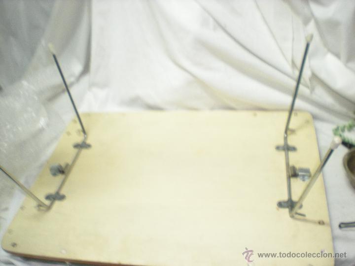 Antig&uuml;edades: MESA PARA CAMA - Foto 4