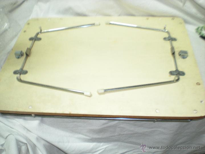 Antig&uuml;edades: MESA PARA CAMA - Foto 5