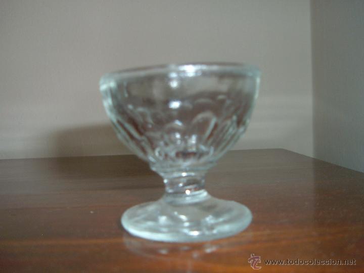 Antig&uuml;edades: Tres antiguas copitas de cristal - Foto 2