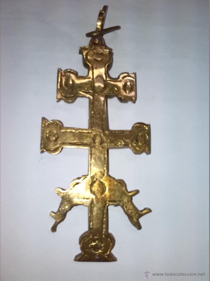 Antig&uuml;edades: antigua cruz de caravaca de bronce. - Foto 3