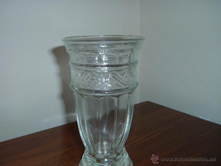 Antig&uuml;edades: Jarr&oacute;n de cristal prensado - Foto 2