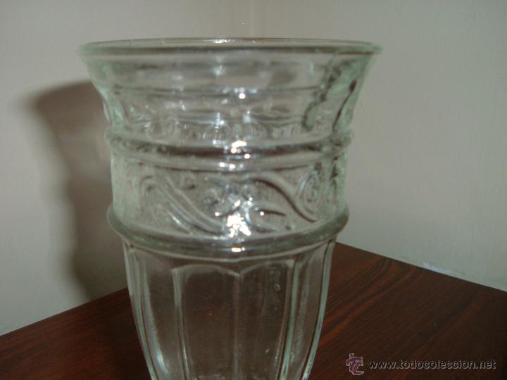 Antig&uuml;edades: Jarr&oacute;n de cristal prensado - Foto 3
