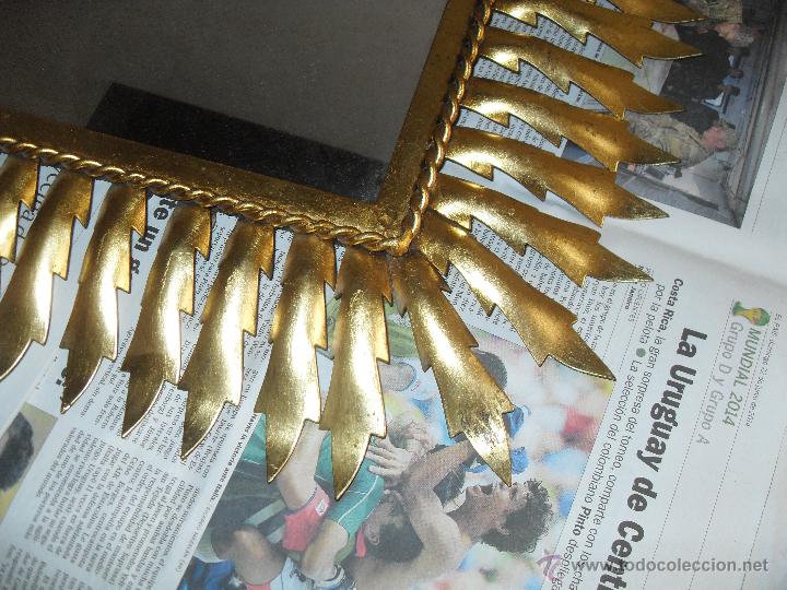 Antig&uuml;edades: Espejo metal sol rectangular. Hojas forja dorada. - Foto 2