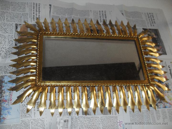 Antig&uuml;edades: Espejo metal sol rectangular. Hojas forja dorada. - Foto 5