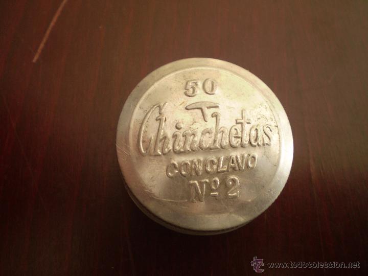 Antig&uuml;edades: CAJA DE CHINCHETAS N&ordm;2 - Foto 1