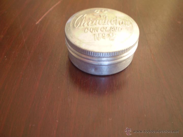 Antig&uuml;edades: CAJA DE CHINCHETAS N&ordm;2 - Foto 2