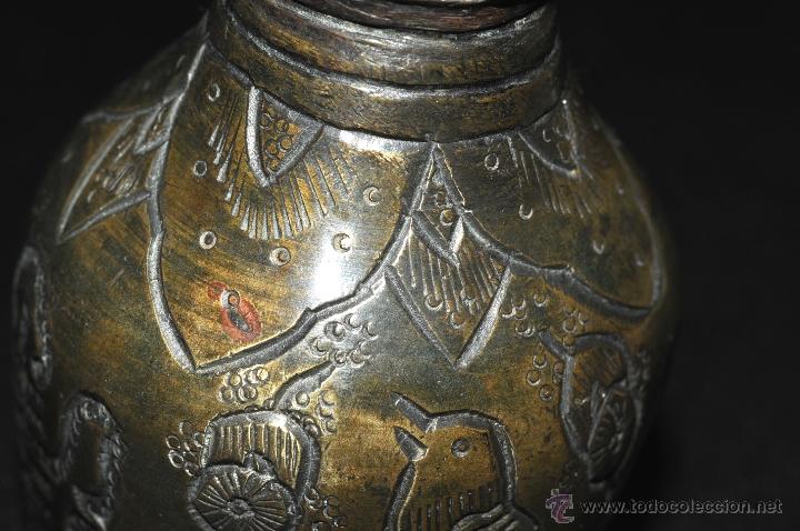 Antig&uuml;edades: ANTIGUA PIEZA EN BRONCE CON GRABADOS - Foto 4