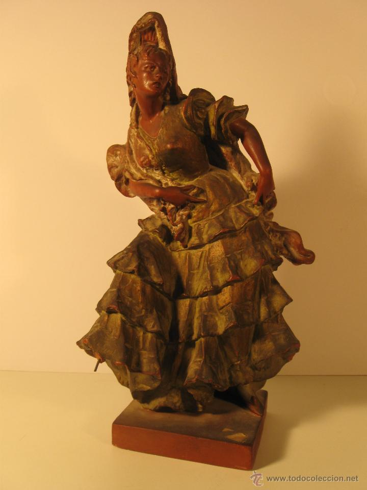Antig&uuml;edades: Bailaora de terracota policromada - Foto 1