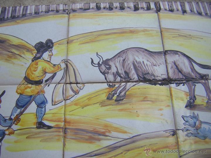 Antig&uuml;edades: ** ANTIGUA COMPOSICI&Oacute;N DE AZULEJOS CON ESCENA DE TOROS ** - Foto 9