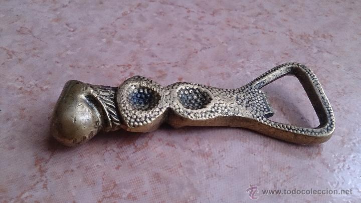 Antig&uuml;edades: Antiguo abridor en bronce cincelado . - Foto 4