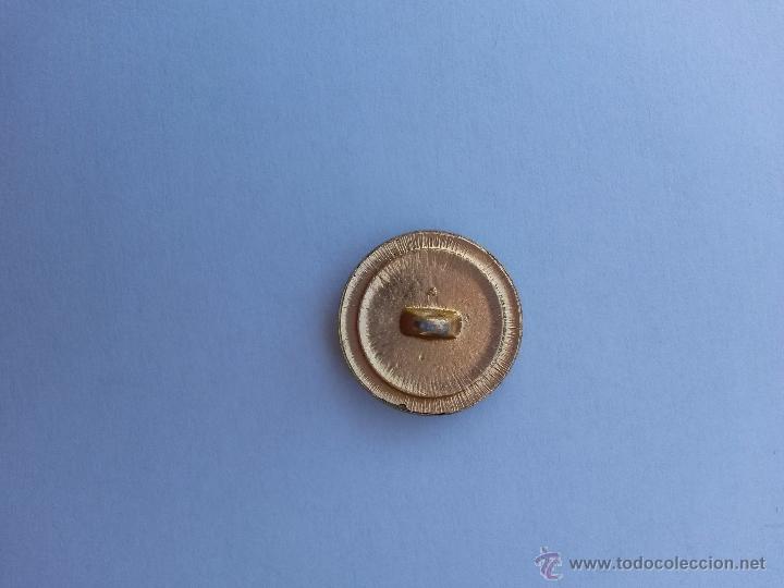 Antig&uuml;edades: Boton con ancla de 2 cms de diametro - Foto 2