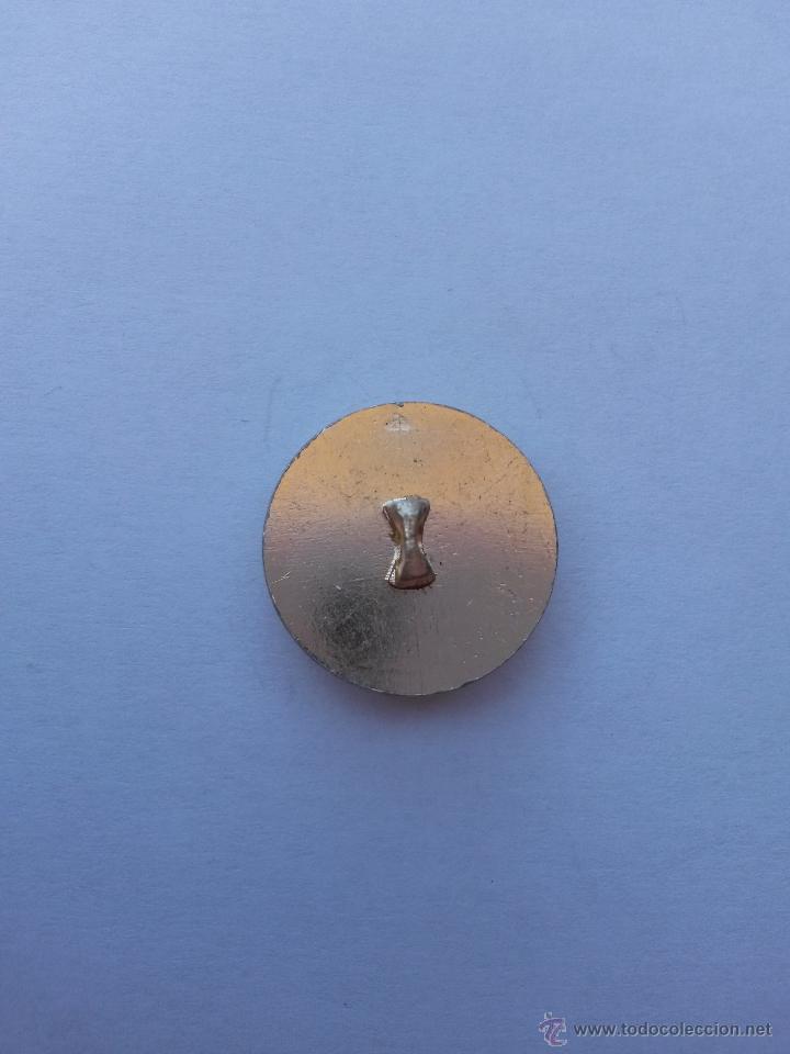 Antig&uuml;edades: Boton con ancla de 2 cms de diametro - Foto 3