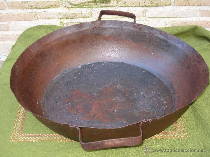 Antig&uuml;edades: CALDERO ANTIGUO EN HIERRO FORJADO. - Foto 2