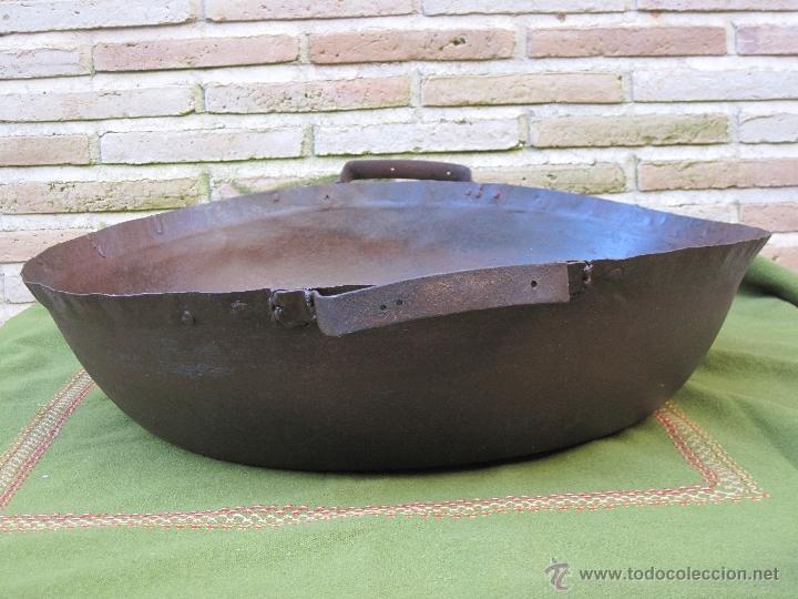 Antig&uuml;edades: CALDERO ANTIGUO EN HIERRO FORJADO. - Foto 4