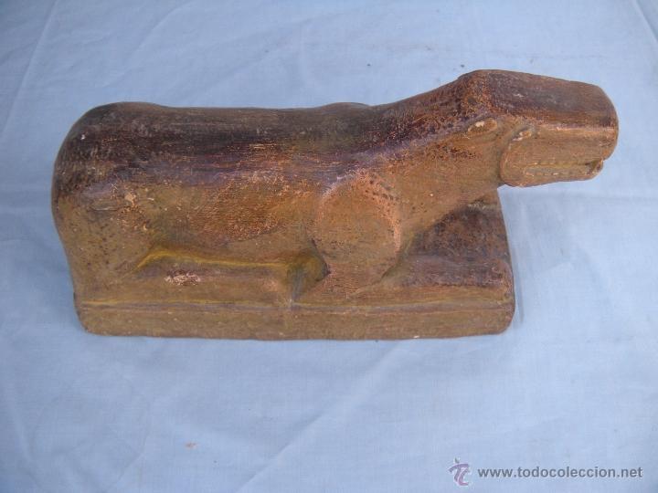Antig&uuml;edades: FIGURA DE BARRO CON FORMA DE ANIMAL - Foto 2