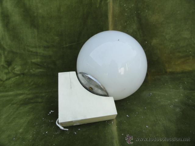 Antig&uuml;edades: APLIQUE DE PARED CON GLOBO BLANCO. - Foto 4